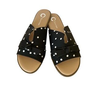 Journee Collection Lillian Black White Polka Dot Slip On Slide Sandals Sz 7.5